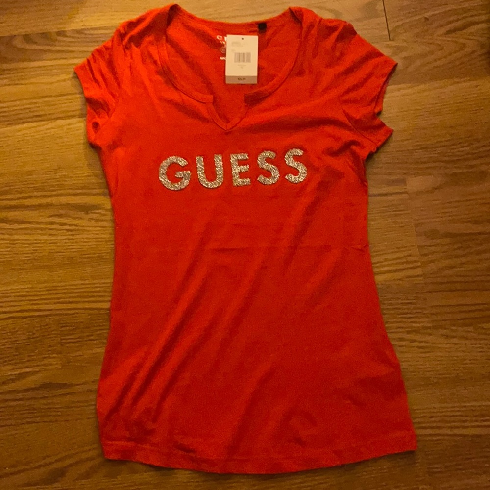 Sparkly Guess logo red shirt